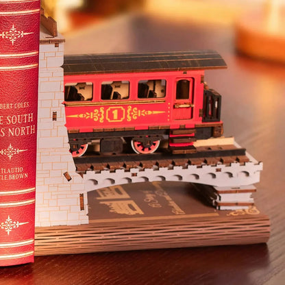 Book Nook Century Train