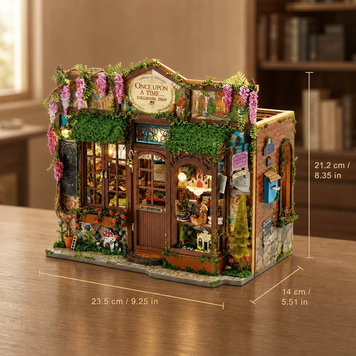 Book Nook Fairy-Tale Wonderhouse