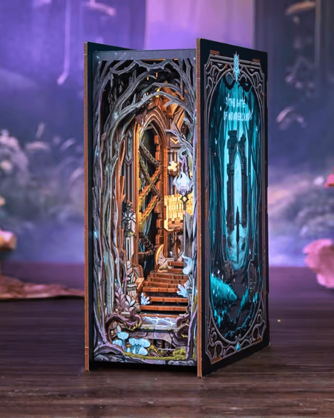 Book Nook Gate of Wonderland