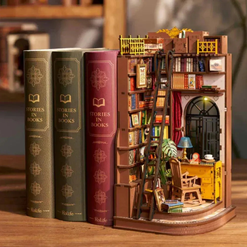 Maison Miniature Silent Corner Study
